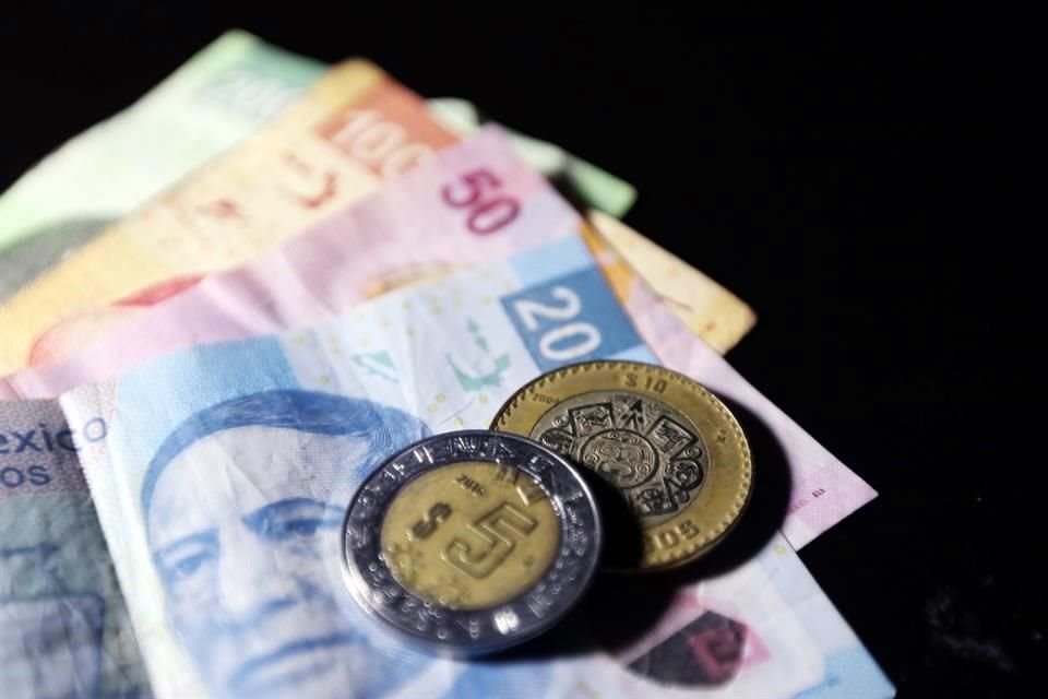 Según Banxico, la demanda para los Cetes a 28 días ascendió a 27 mil 502.7 millones de pesos.