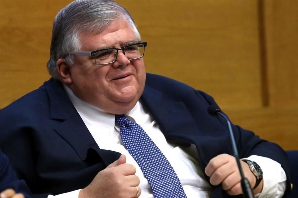 Agustín Carstens, director general del BPI, resaltó que se requiere ir más allá del manual de la crisis financiera de 2008.