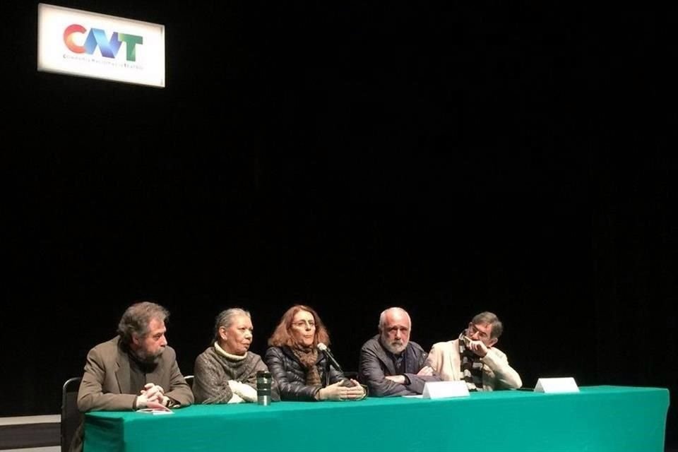 Enrique Singer, director de la Compañía Nacional de Teatro, anunció la programación del primer semestre de 2018.