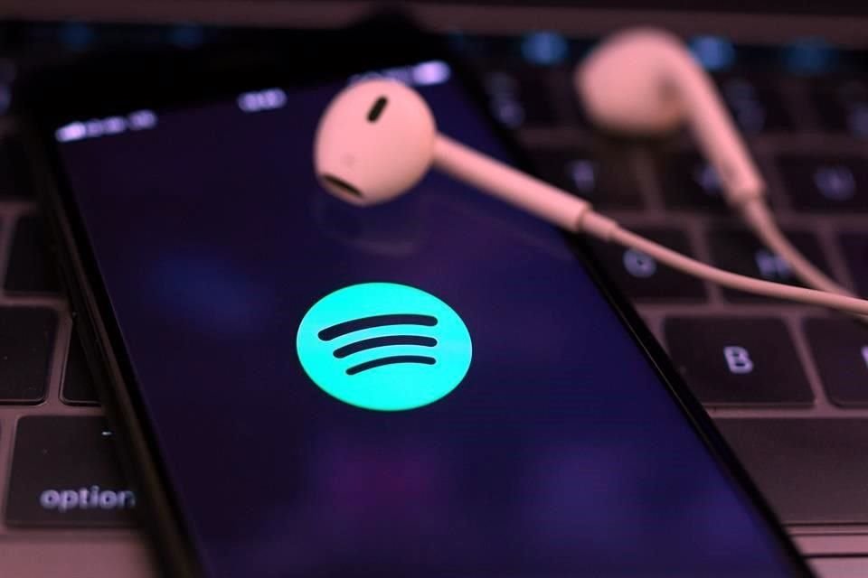 De los usuarios de telefonía móvil que sí pagan la versión Premium, un 49.5% opta por Spotify.