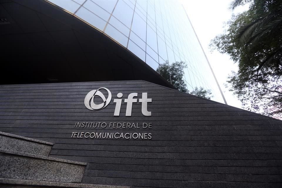 El IFT ha declarado no tener recursos para cumplir con el padrón móvil.