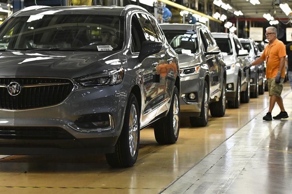 Según el estudio de J.D. Power, la calidad de la Buick de GM subió del puesto 12 el año pasado al primer puesto en calidad este año.