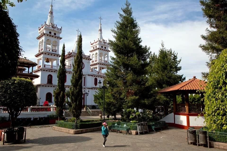 Los Estados con mayor número de Pueblos Mágicos son el Estado de México y Puebla, con 9, y Michoacán y Jalisco con 8.