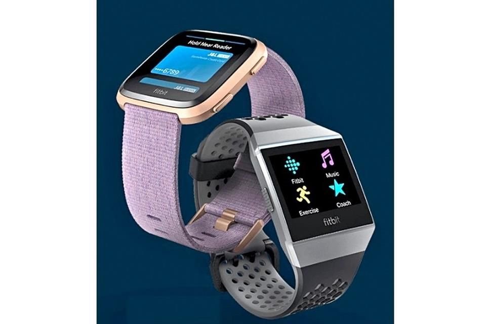 Fitbit Pay actualmente ya funciona en 15 países, y sus usuarios tienen la posibilidad de guardar en el reloj sus tarjetas bancarias para hacer pagos