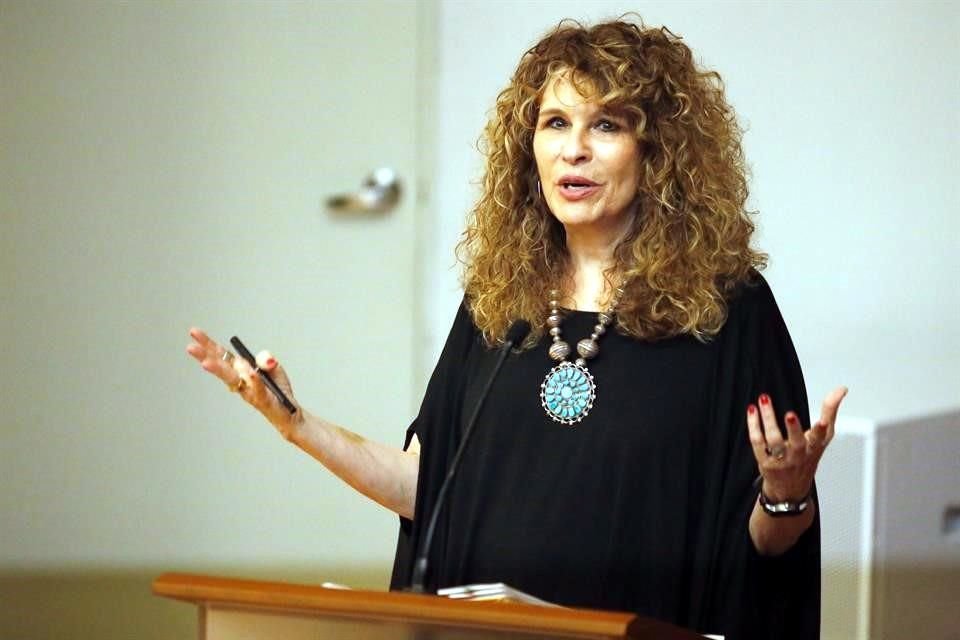El año pasado, Gioconda Belli dio una conferencia en Monterrey, Nuevo León. Ayer se dio a conocer que es la ganadora de un premio por parte del PEN en Alemania.