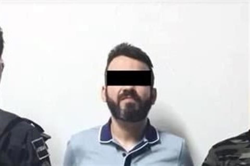 'El Betito' y su hermano fueron detenidos al salir de una unidad habitacional en la Colonia Rincón del Pedregal o Fuentes del Pedregal, alrededor de las 17:28 horas.