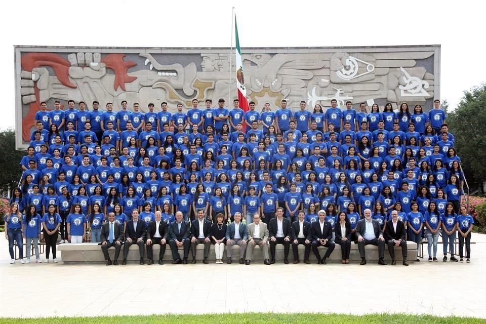 El Tec presentó a los 210 alumnos que integran la quinta generación del programa Líderes del Mañana.