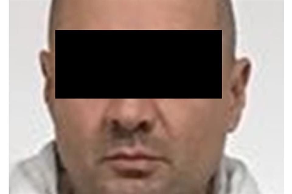 Armando Arteaga fue detenido y acusado de fotografiar mujeres víctimas de trata, para después ofrecer sus servicios en Zona Divas.