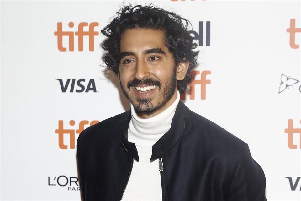 El actor británico de ascendencia india exhibió en el TIFF su filme 'Hotel Mumbai'.