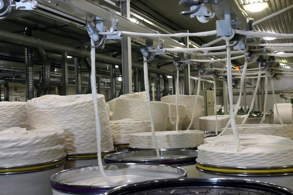 La Cámara Nacional de la Industria Textil señaló que existen abusos del programa IMMEX en el sector.