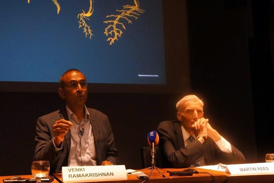 El presidente de la Royal Society y Premio Nobel de Química 2012, Venki Ramakrishnan, advirtió que una salida sin acuerdo de la UE tendría graves repercusiones para las ciencias y la investigación.