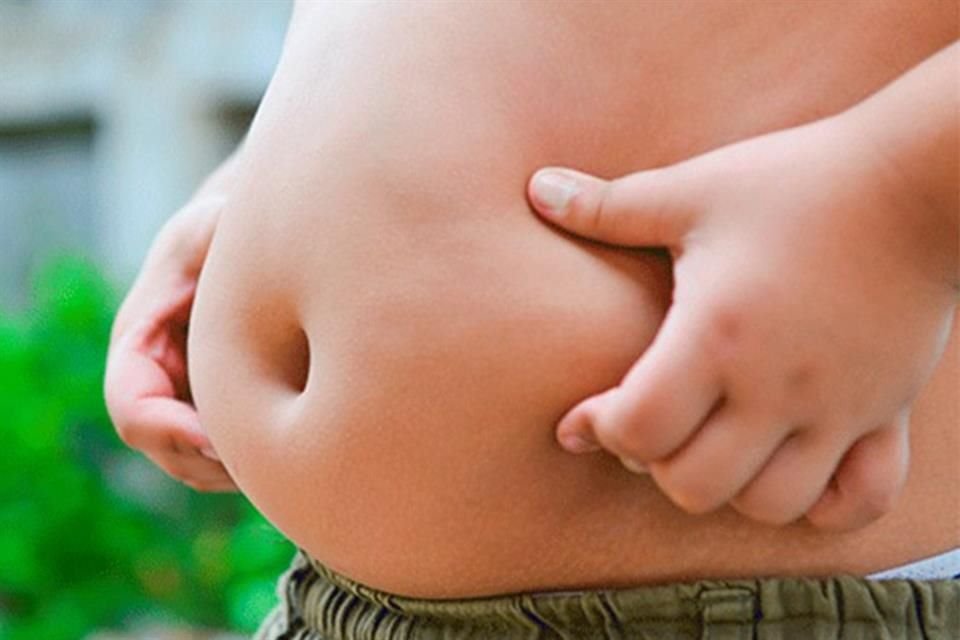 Segn el informe, las tasas de obesidad en personas de entre 12 y 19 aos se han cuadruplicado desde la dcada de 1980.