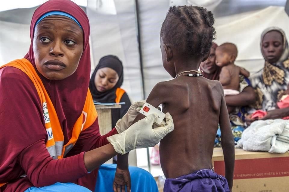 La ONU alertó el empeoramiento de la situación humanitaria en Yemen; aseguran que el país está 'perdiendo la batalla contra la hambruna'.