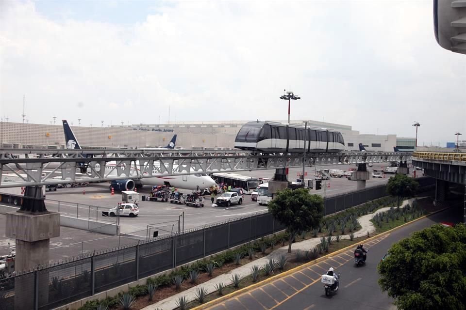 México se convirtió en el primer país de América Latina en suspender las reglas de slots de los aeropuertos.