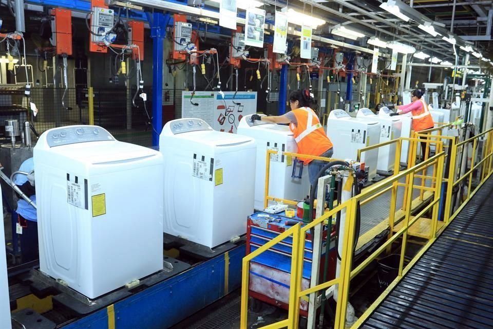 Entre los retos del nuevo presidente LAR Norte de Whirlpool está equipar sus plantas de manufactura con robots e inteligencia artificial para hacer más eficiente la operación.
