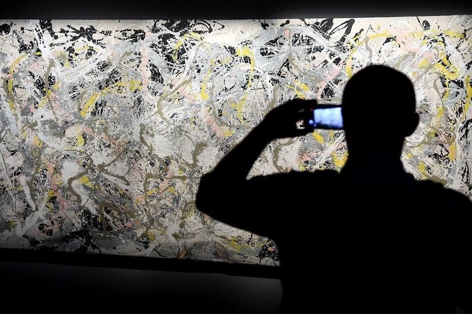 La obra 'Number 27, 1950' de Jackson Pollock se muestra en la exposición 'Pollock y la Escuela de Nueva York', en el Museo Vittoriano en Roma.