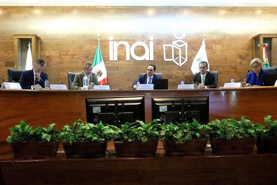 Entre los organismos mencionados por AMLO se encuentra el INAI.