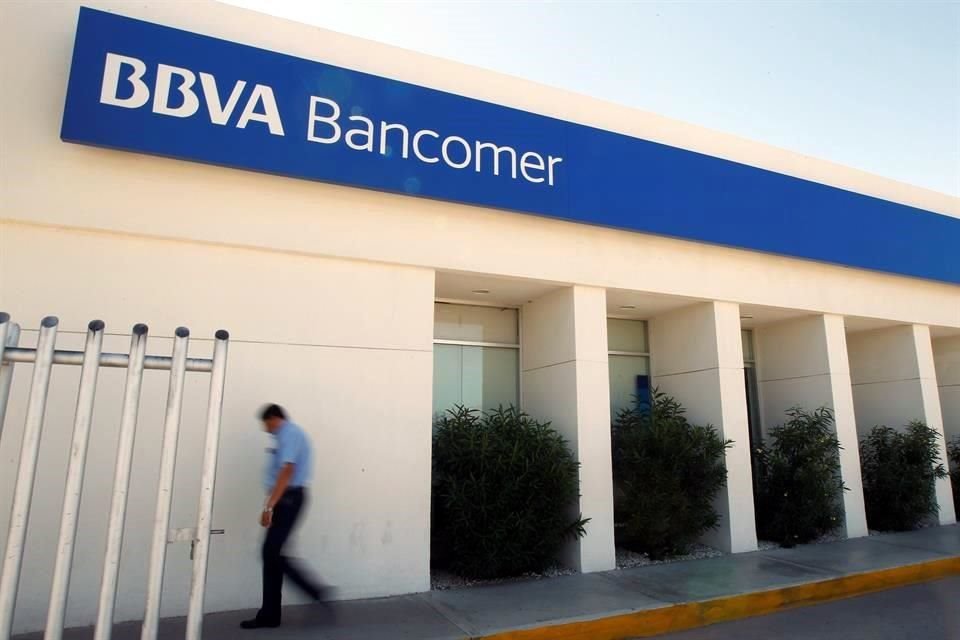 Durante este lunes, la aplicación para dispositivos móviles de BBVA ha funcionado de forma intermitente.