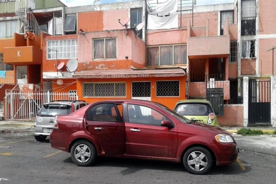 Un chofer de Uber fue asesinado de un balazo luego de resistirse a un robo, en la Unidad Habitacional Rosario I, Sector II, en Tlalnepantla.