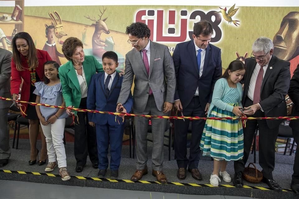 La titular de la Secretaría de Cultura, María Cristina García Cepeda, encabezó la ceremonia de apertura.