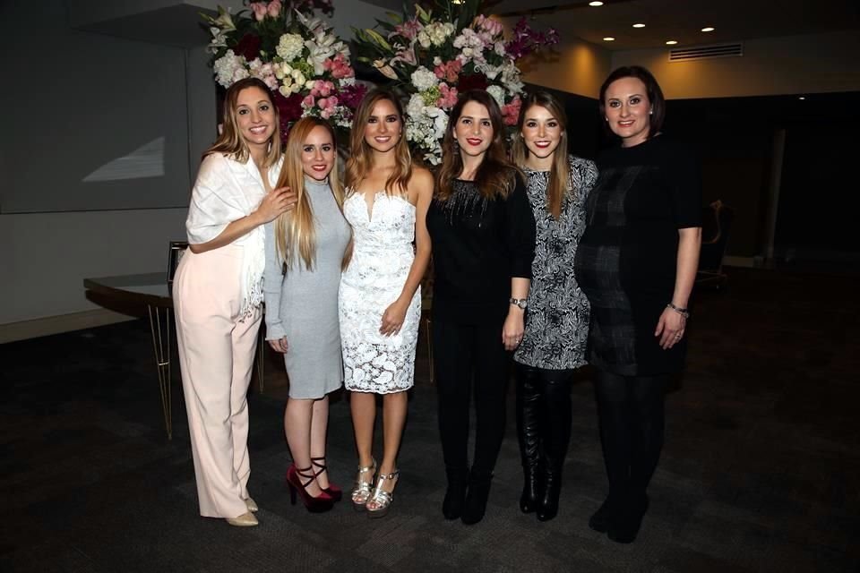 Cynthia Sepúlveda, Mariana García, Ana Karen Villarreal Salazar, Gaby Martínez, Laura Garza y Luvia Aguirre