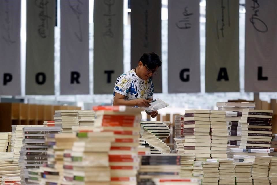 Tierra del Nobel de Literatura José Saramago y de António Lobo Antunes, Premio FIL de Literatura 2008, tener a Portugal como protagonista era una deuda para el encuentro librero.