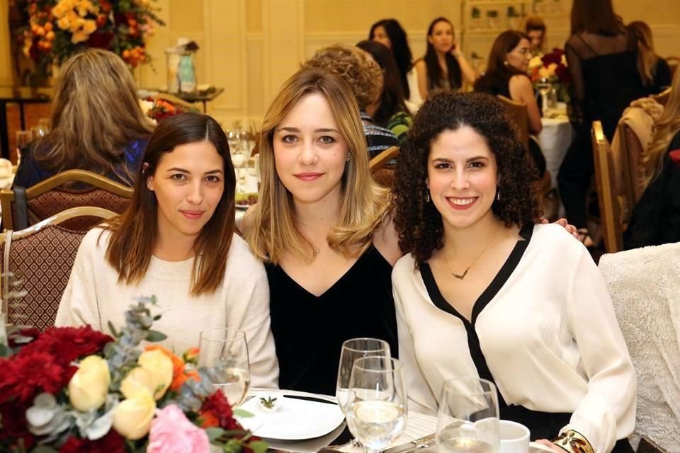 Verónica Sánchez, Carolina Pérez y Andrea Elizondo