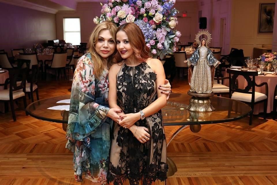 Claudia Bremer de Kobisher y Sofía Leal Villarreal