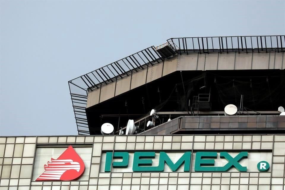 Pemex presentó programas de modificación para los campos Tesechocán y Amoca-Yaxché.