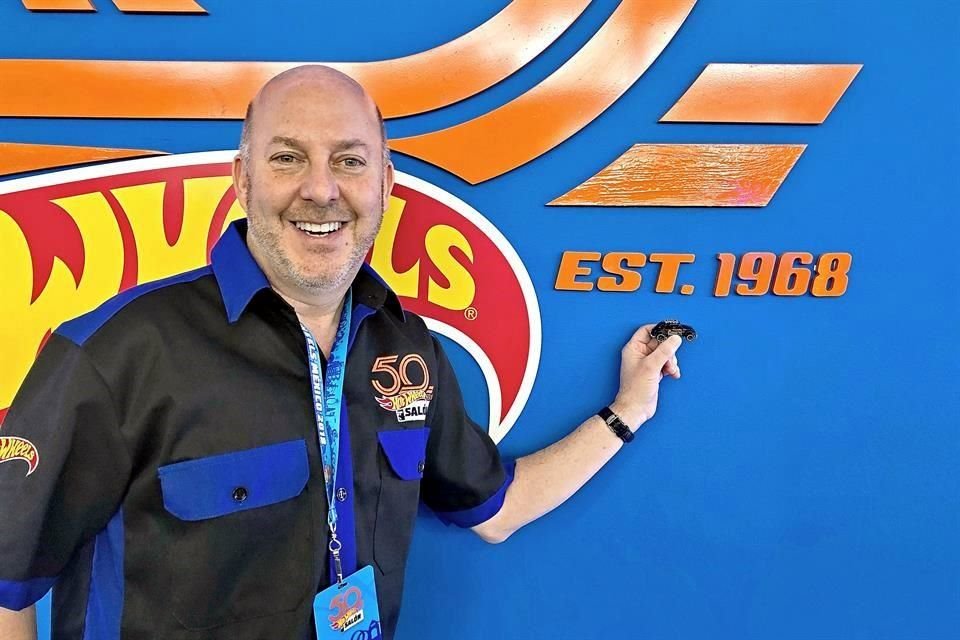 El coleccionista tuvo sus primeros Hot Wheels a los 7 años, sin embargo, fue hace 20 cuando comenzó con la cacería de piezas exóticas.