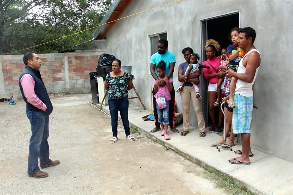 Familias de migrantes han sido reubicadas en albergues temporales habilitados en la frontera de Coahuila.