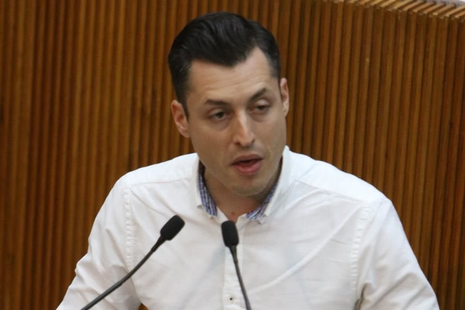 Luis Donaldo Colosio, coordinador de la bancada de MC, reiteró hoy que las autoridades electorales ya determinaron la ilegalidad cometida por El Bronco,