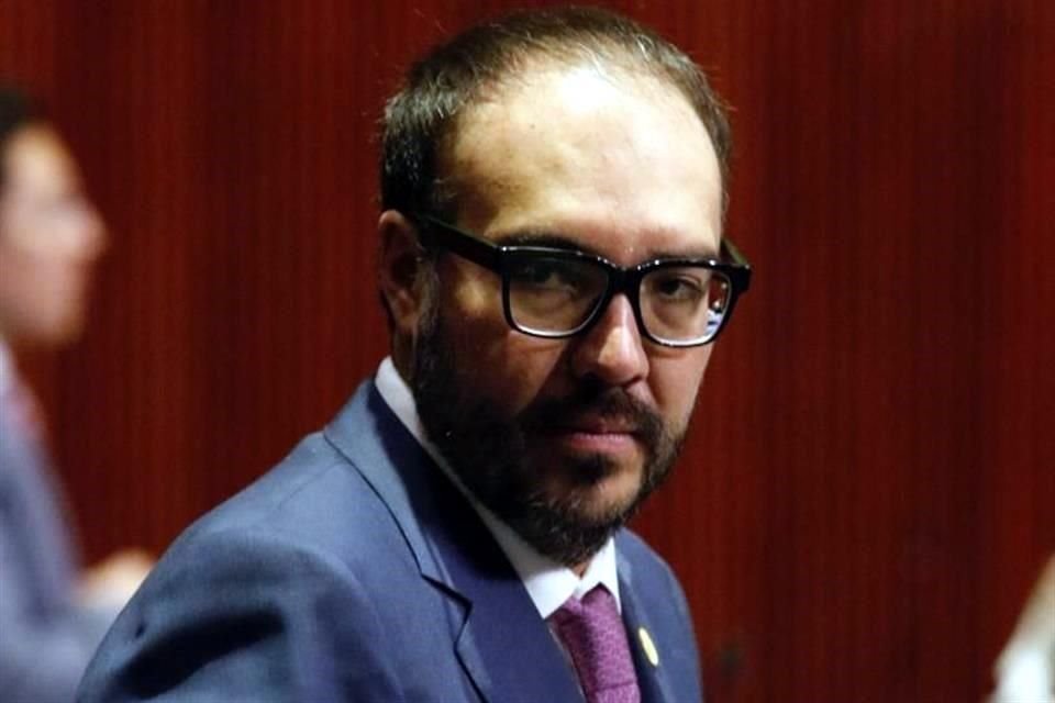 Fiscalía de la CDMX pidió retirar fuero constitucional a ex Alcalde de Coyoacán, Mauricio Toledo por presunto enriquecimiento ilícito.