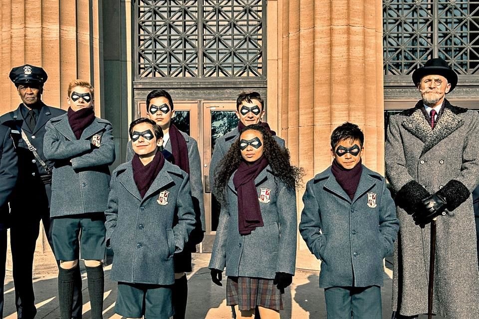 La nueva serie de superhéroes mezcla drama, aventura y acción con humor y emotividad.