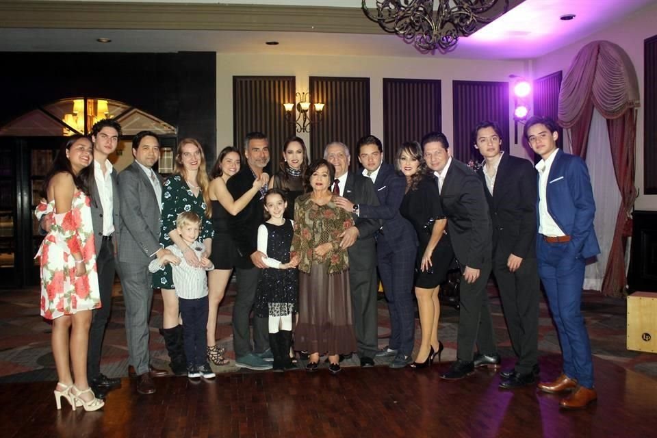 Familia de María Elena Medina de Villarreal