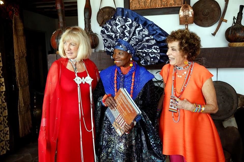 Carol Beckwith y Angela Fisher documentaron los rituales usados en África.