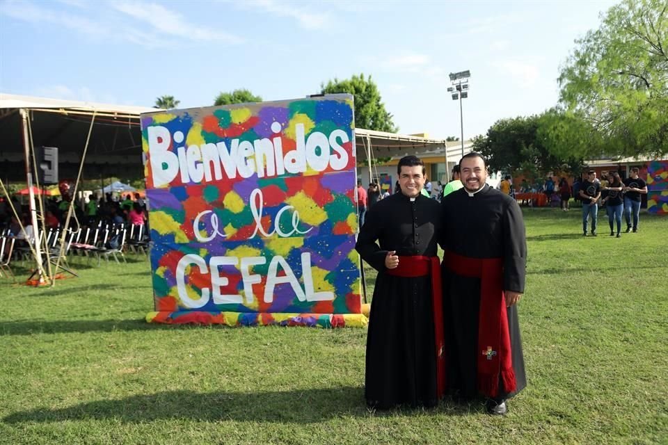 Padre Ricardo Valdez y Padre Israel Luna