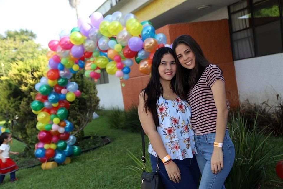 Yazmín Lozano y Leslie Pedraza