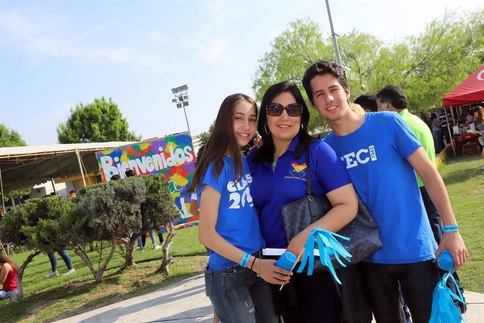 Montse Díaz, Claudia Tamez de Díaz y César Díaz