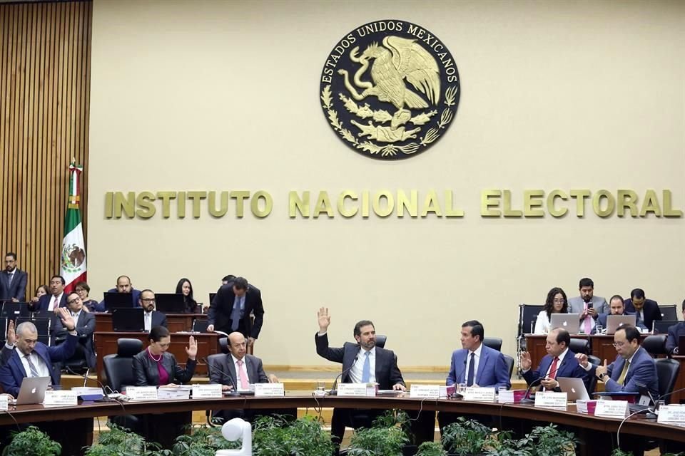 Al registro de candidatos al INE le quedan solo 5 días, pues convocatoria del proceso señala que trámite concluye el próximo jueves.