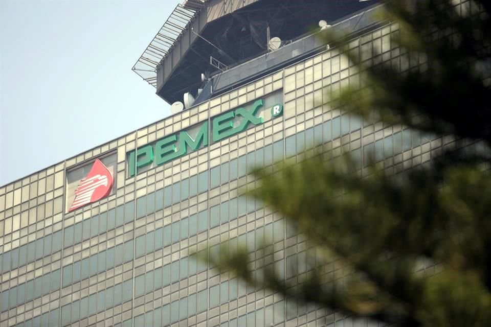 Calificadoras crediticias tienen en observación las finanzas de Pemex.