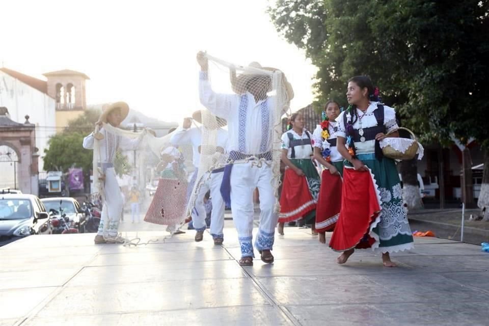 La agrupación de Janitzio Los Hijos del Lago cantaron pirecuas y abajeños el último día.