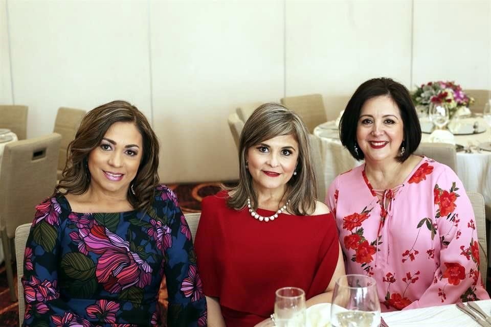 Cecilia Viejo, Pupy Viejo y Elisa Castaño