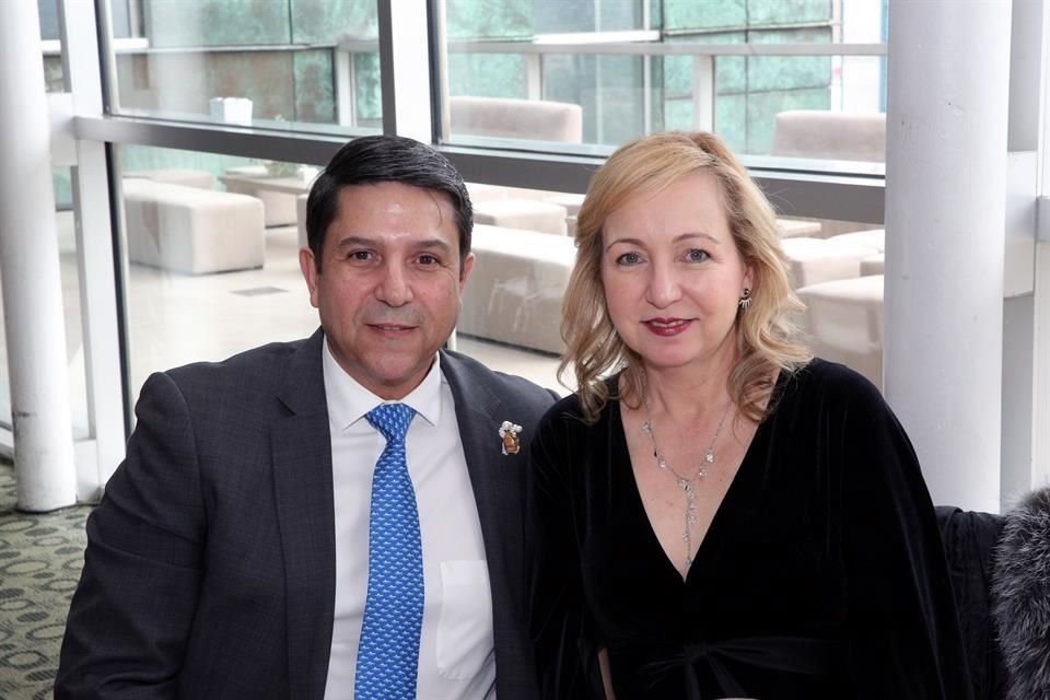 Gerardo Cantú García y Alicia Pérez Maldonado de Cantú