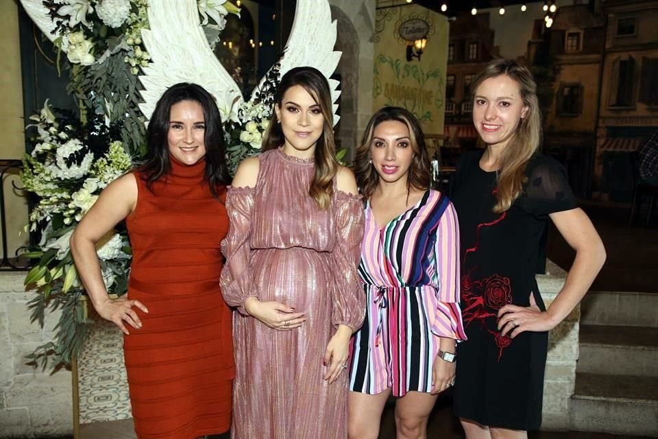 Yadira Córdova, Ludy García Rodríguez, Sandra Hernández y Jackie Niño de Ramos