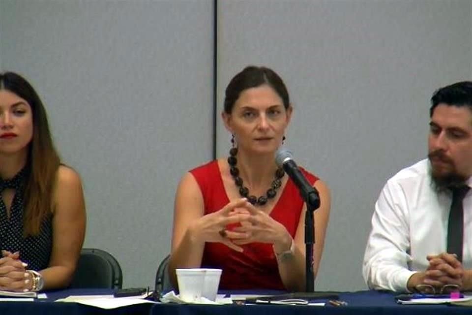 Marina Núñez Bespalova, secretaria ejecutiva del Fonca, participó en la mesa de propuestas de la institución en Yucatán.