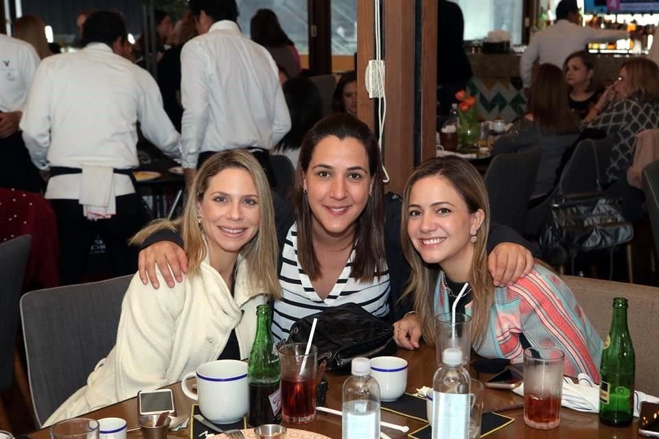 Miriam Guidi, Janette Elizondo y Karina Salazar