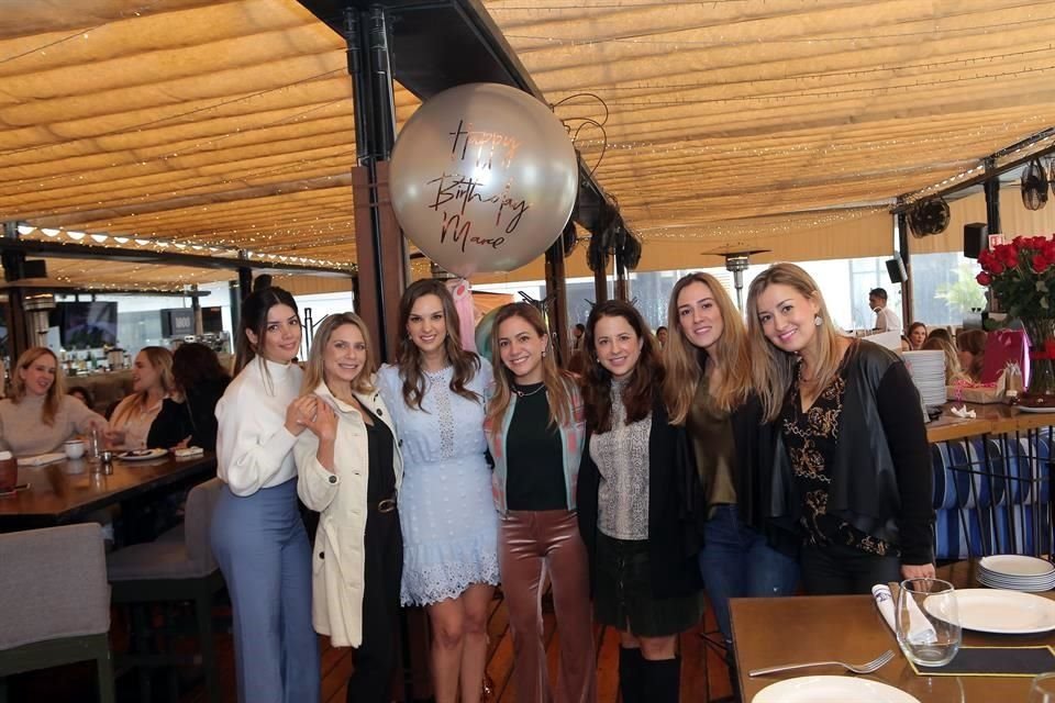 Paola Villarreal, Miriam Guidi, Marcela Montalvo de Garza, Karina Salazar, Sandra Sáenz, Mariana Robles de Abaroa y Mónica Leal