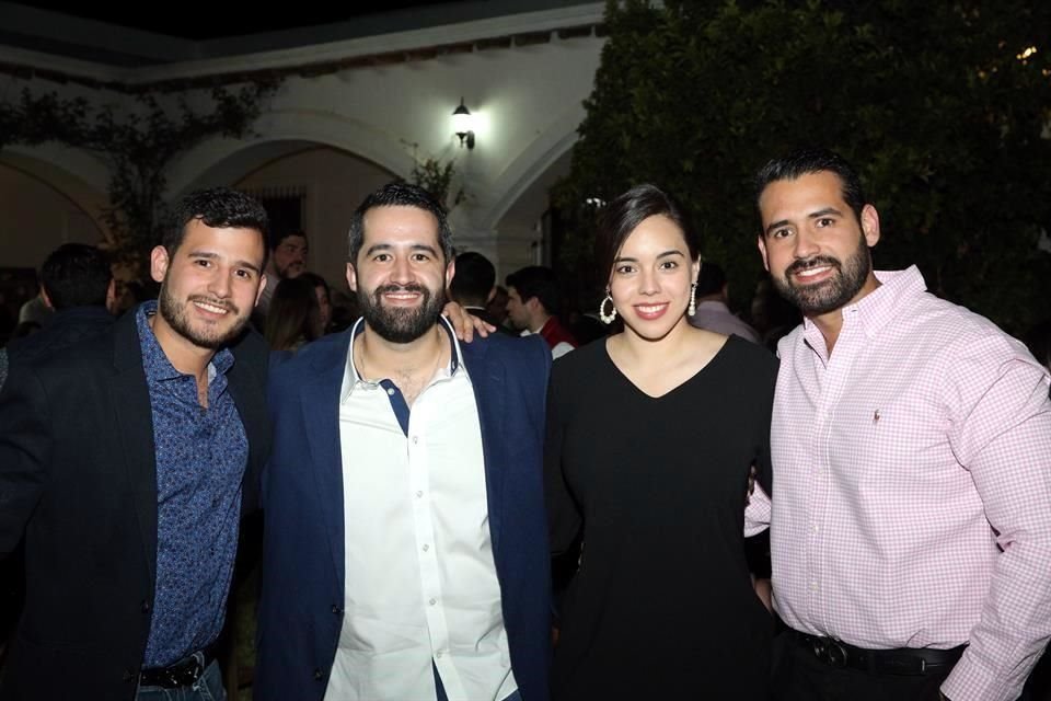 Adrián Suastegui, Gustavo Enrique Suástegui, Yolnada González y Daniel Suástegui