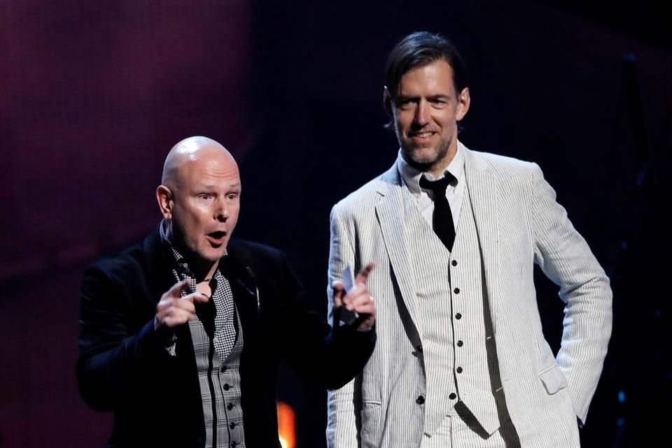 Philip Selway y Ed O'Brien fueron los músicos de Radiohead que también lograron su inducción.